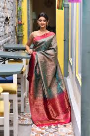 Tanchoi Saree